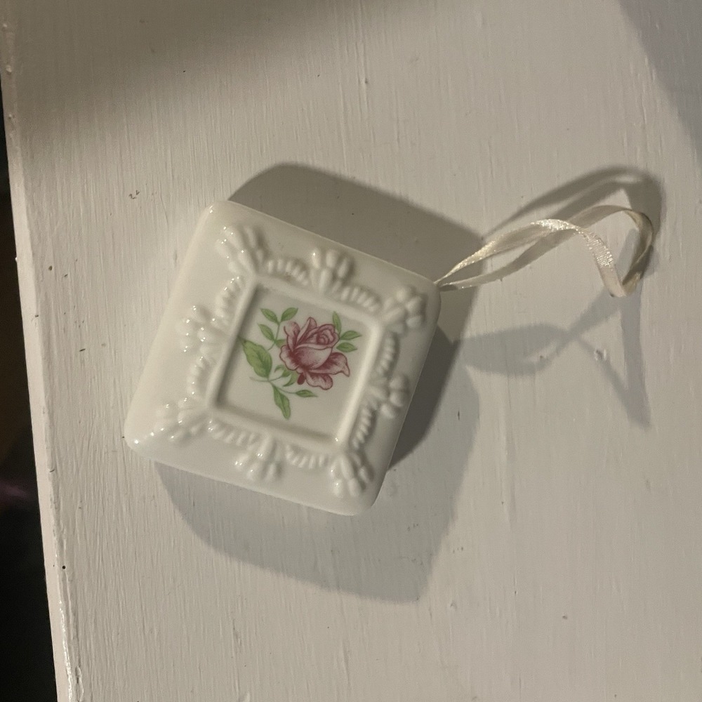 Vintage Ceramic‎ Pomander with Painted Rose in Center - Square Shape